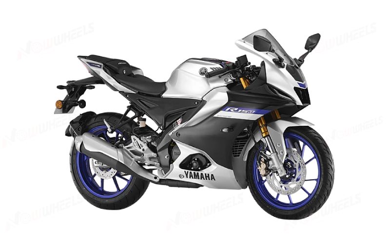 Yamaha R15 V4